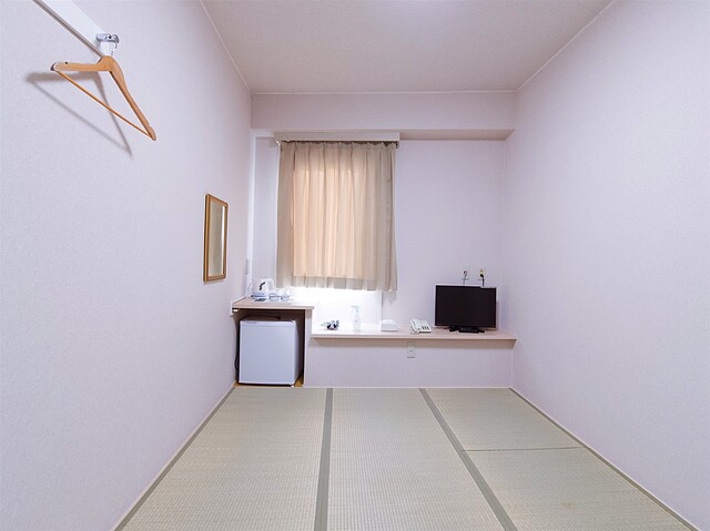 OYO Sasebo Palace Hotel