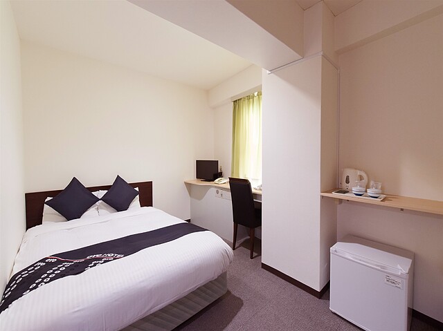 OYO Sasebo Palace Hotel