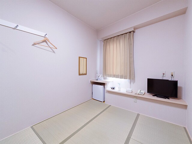 OYO Sasebo Palace Hotel
