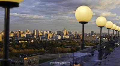 رنسانس مسکو مونارک سنتر