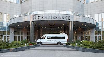 رنسانس مسکو مونارک سنتر