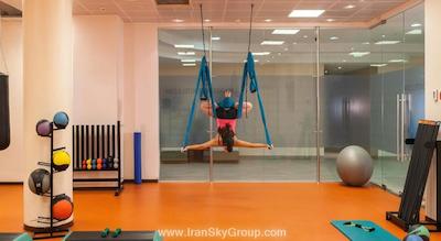 رنسانس مسکو مونارک سنتر