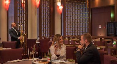 رنسانس مسکو مونارک سنتر