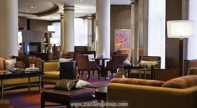 رنسانس مسکو مونارک سنتر