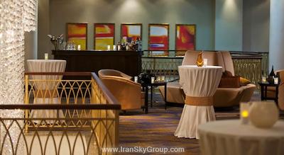 رنسانس مسکو مونارک سنتر