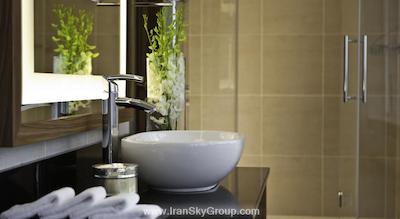 رنسانس مسکو مونارک سنتر