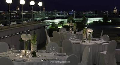 رنسانس مسکو مونارک سنتر