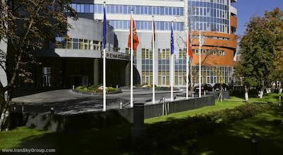 رنسانس مسکو مونارک سنتر