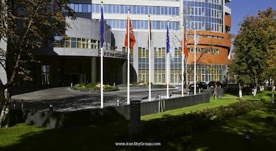 رنسانس مسکو مونارک سنتر