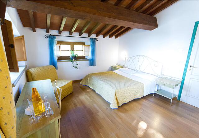 Tenuta La Lupa Country Hotel