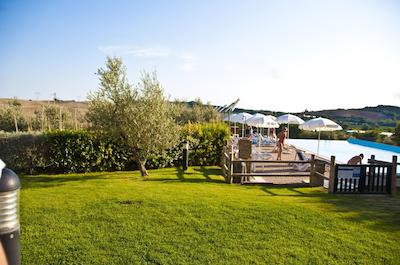 Tenuta La Lupa Country Hotel