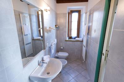 Tenuta La Lupa Country Hotel