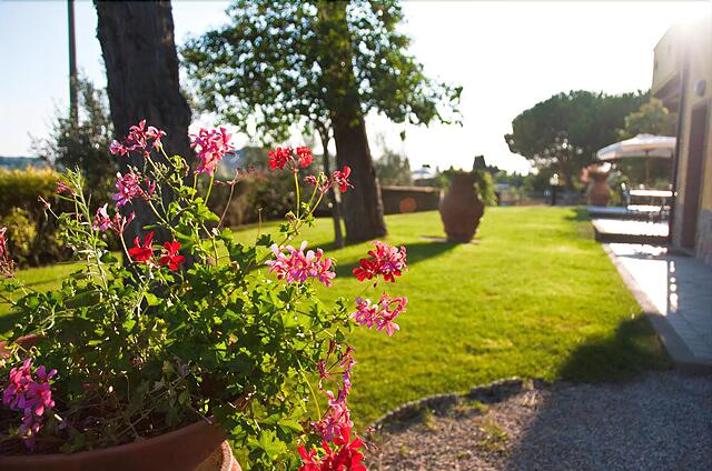 Tenuta La Lupa Country Hotel