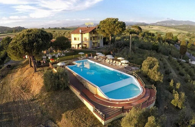 Tenuta La Lupa Country Hotel