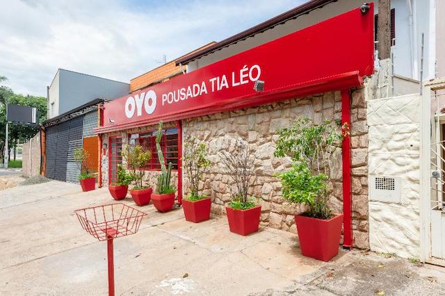 OYO Pousada Tia Léo