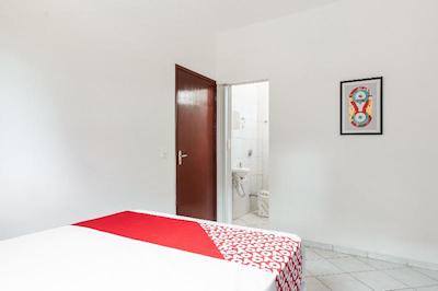 OYO Pousada Tia Léo