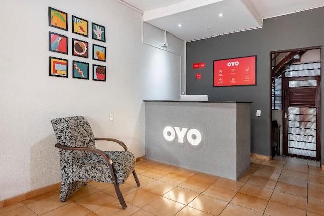 OYO Pousada Tia Léo