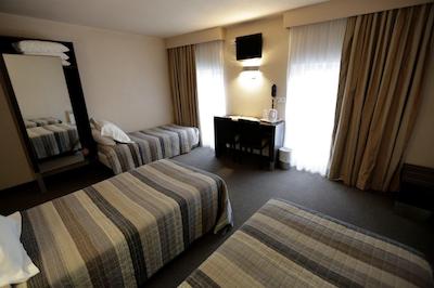 Ha Tel Au Petit Caporal