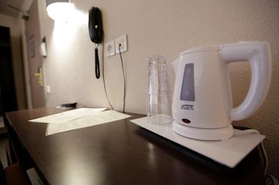 Ha Tel Au Petit Caporal