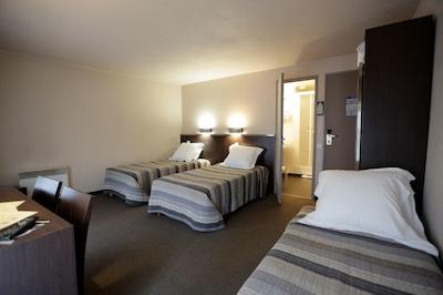 Ha Tel Au Petit Caporal