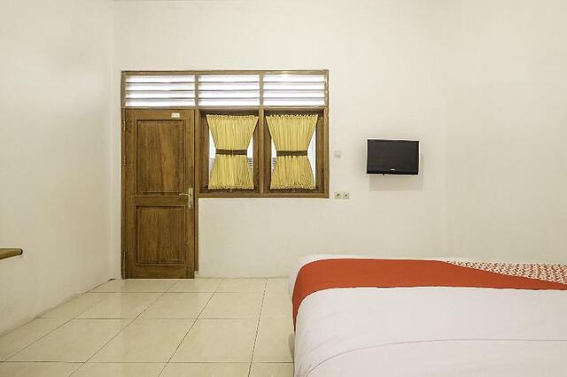 OYO 2121 Pondok Nazwa