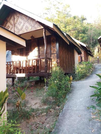 Phi Phi Jungle Hill Bungalow