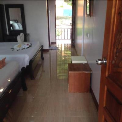 Phi Phi Jungle Hill Bungalow