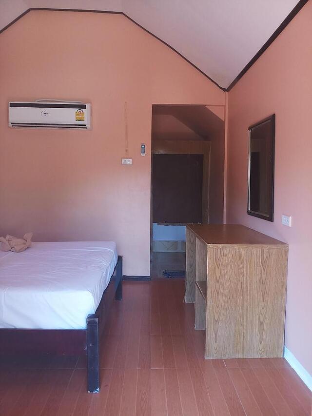 Phi Phi Jungle Hill Bungalow