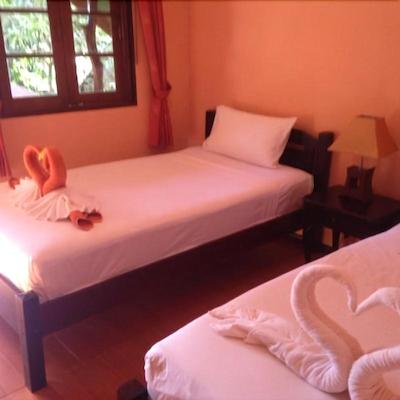 Phi Phi Jungle Hill Bungalow