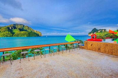 Phuphaya Seaview Resort