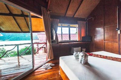 Phuphaya Seaview Resort