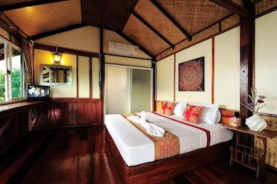 Phuphaya Seaview Resort