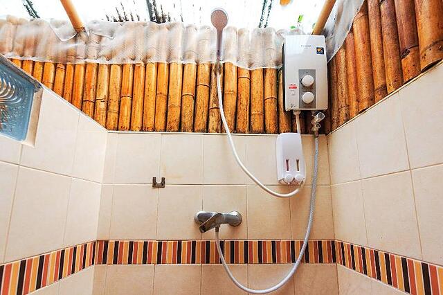 Phuphaya Seaview Resort
