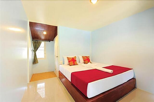 Phuphaya Seaview Resort