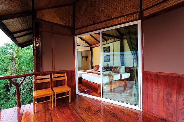 Phuphaya Seaview Resort