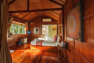 Phuphaya Seaview Resort