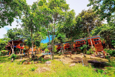 Phuphaya Seaview Resort