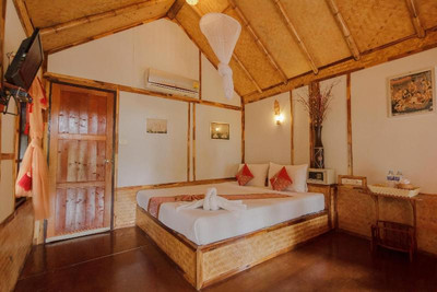 Phuphaya Seaview Resort