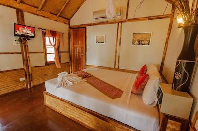 Phuphaya Seaview Resort