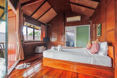 Phuphaya Seaview Resort