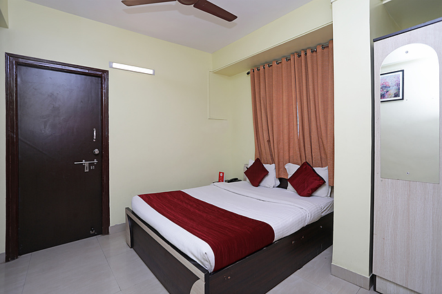 Oyo 704 Apartment Kharadi