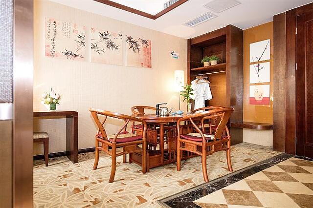 Panda Prince Hotel-South Chengdu Railway Station