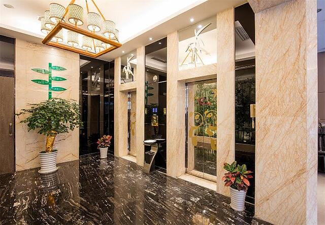 Panda Prince Hotel-South Chengdu Railway Station