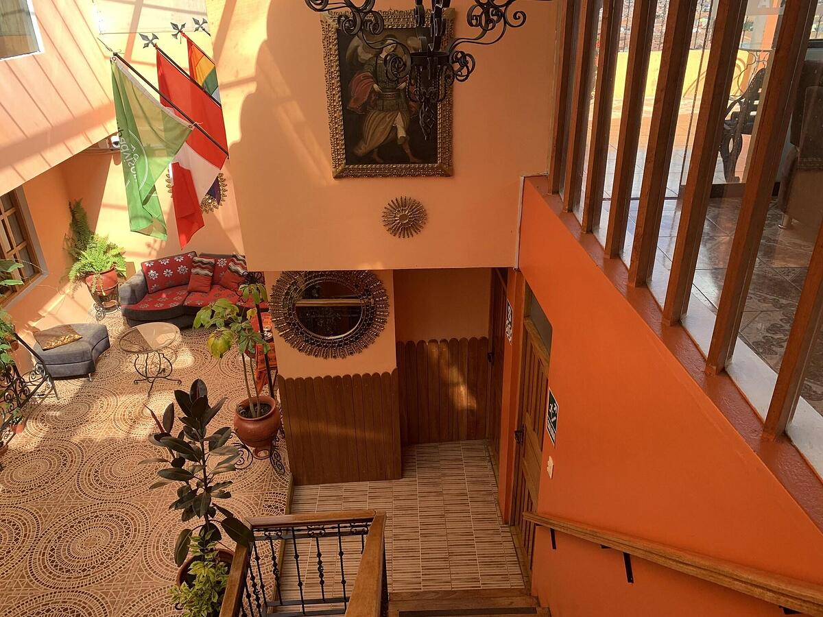 Hostal Qolqampata