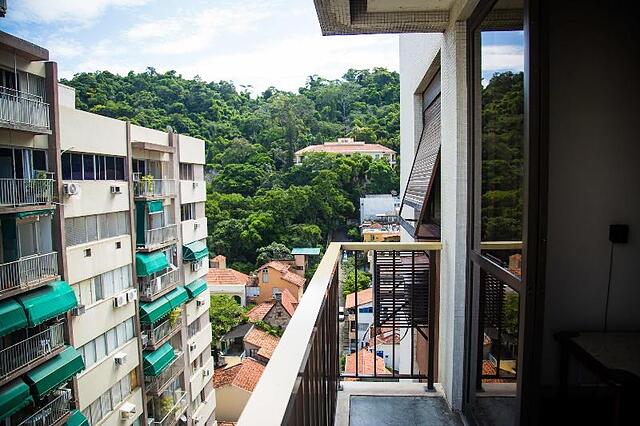 Bamboo Rio Hostel