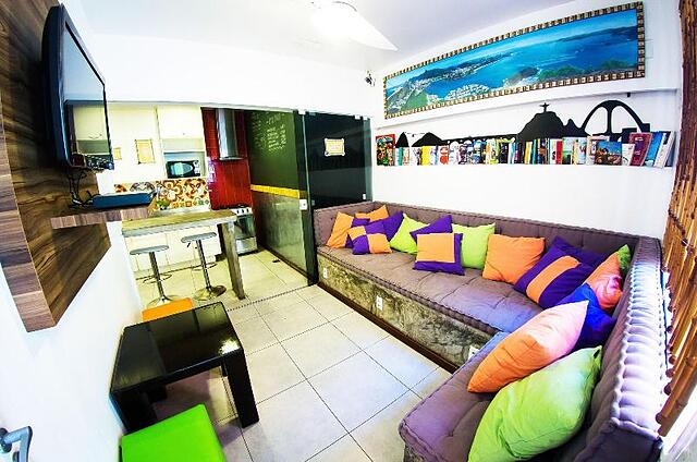 Bamboo Rio Hostel