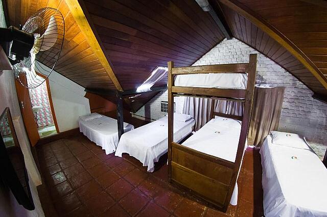 Bamboo Rio Hostel