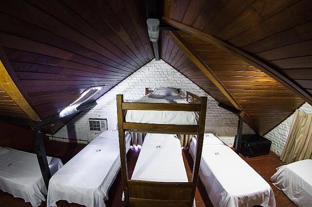 Bamboo Rio Hostel