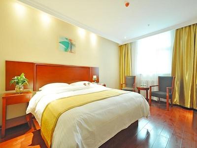 GREENTREE INN LINXI INTERNATIONAL CONVENTION CENTE