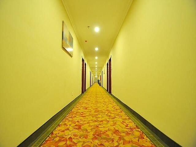 GREENTREE INN LINXI INTERNATIONAL CONVENTION CENTE